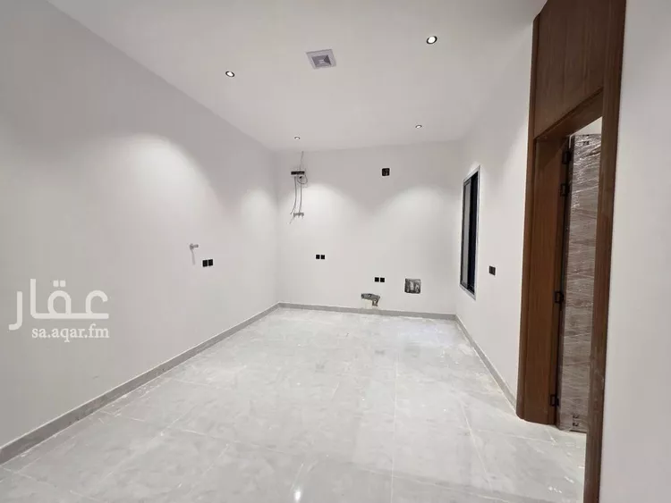 دور للبيع في شارع المازني, حي المعيزيلة, مدينة الرياض, منطقة الرياض صورة 5