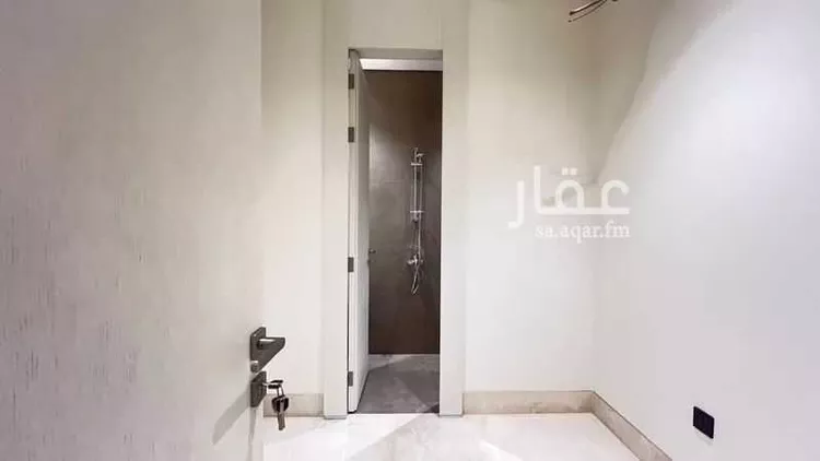 فيلا للبيع في شارع متفرع من طريق عثمان بن عفان الفرعي, حي النرجس, مدينة الرياض, منطقة الرياض صورة 4