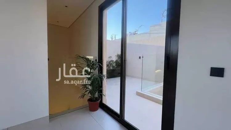 فيلا للبيع في شارع متفرع من طريق عثمان بن عفان الفرعي, حي النرجس, مدينة الرياض, منطقة الرياض 18