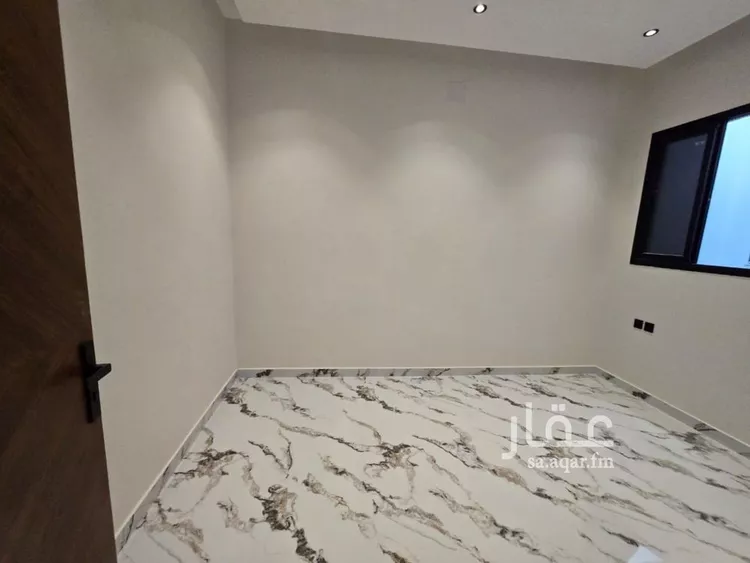 دور للبيع في شارع بصيرة, حي بدر, مدينة الرياض, منطقة الرياض صورة 5