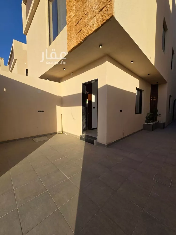 دور للبيع في شارع الغالي, حي الحزم, مدينة الرياض, منطقة الرياض صورة 2