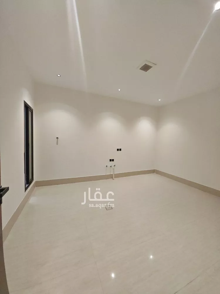 دور للبيع في شارع نصر الجيلاني, حي طويق, مدينة الرياض, منطقة الرياض صورة 5