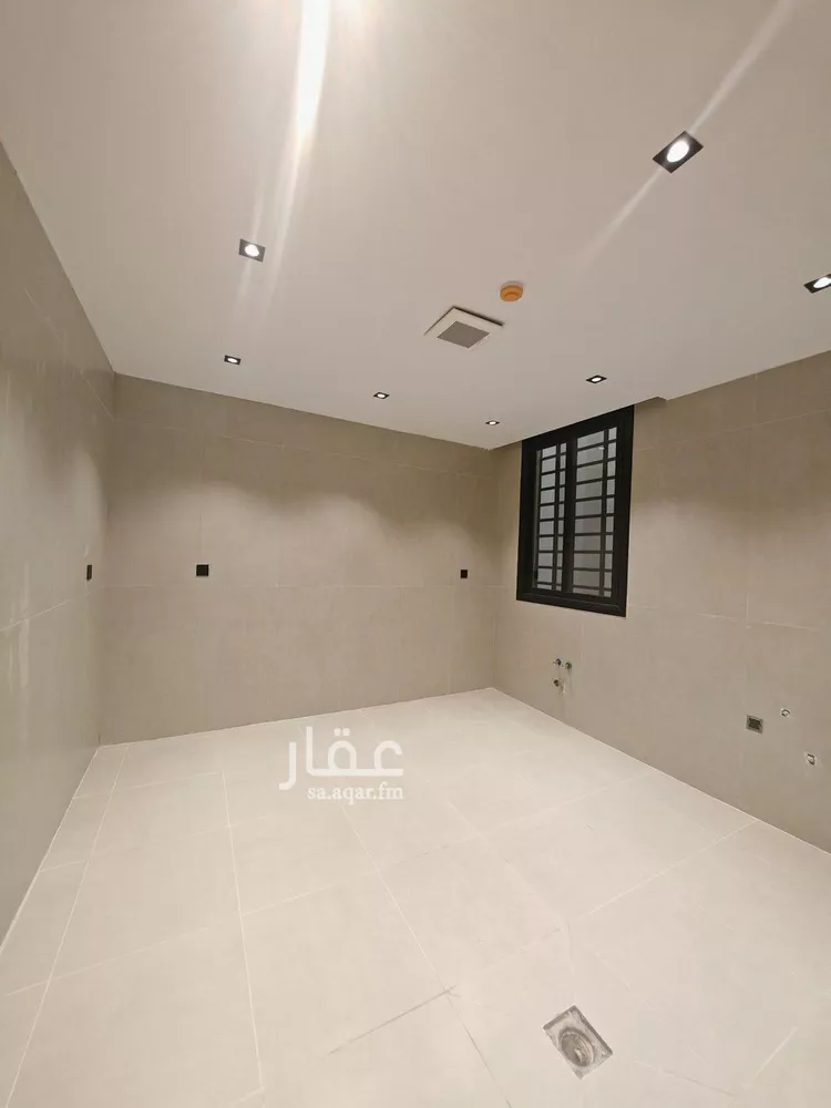 دور للبيع في شارع خالد الاسدي, حي العوالي, مدينة الرياض, منطقة الرياض صورة 5