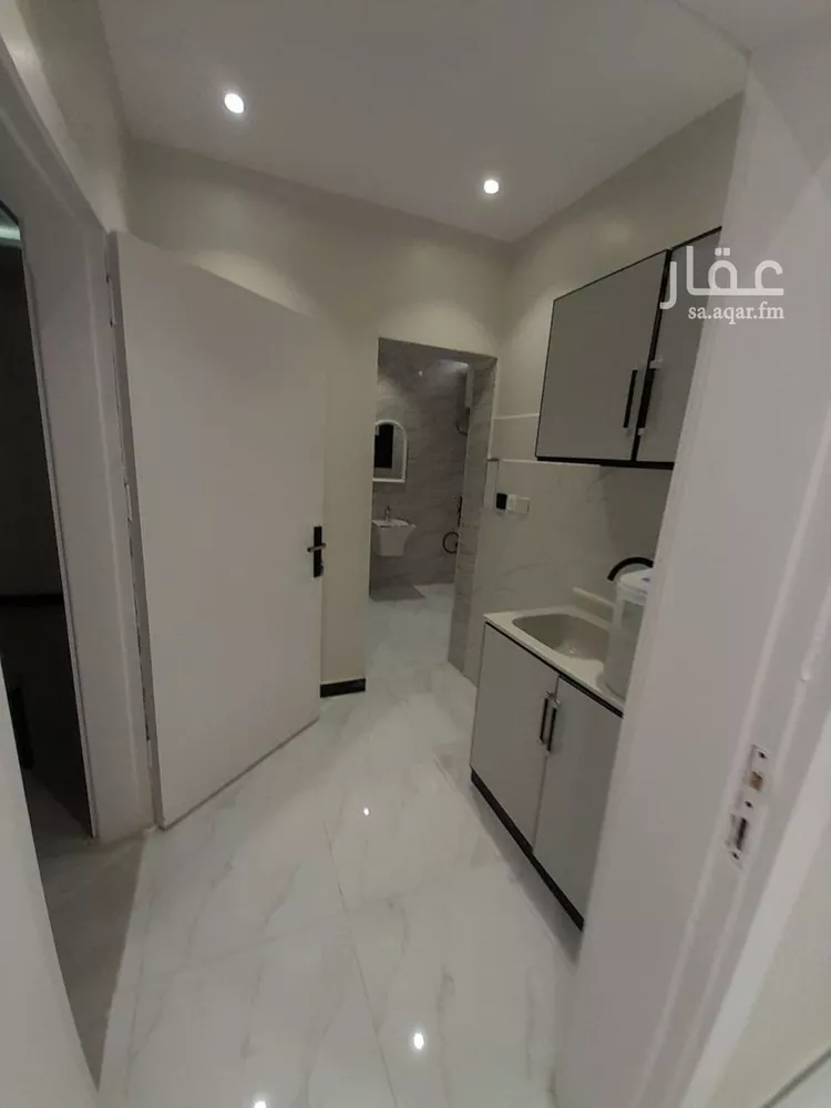 شقة للإيجار في شارع ابن زهير, حي الروضة, مدينة الرياض, منطقة الرياض