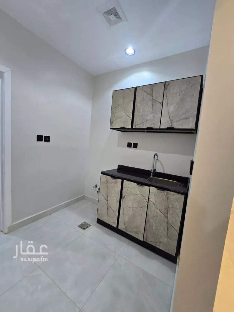 شقة للإيجار في شارع وادي الثمامة, حي السليمانية, مدينة الرياض, منطقة الرياض صورة 4