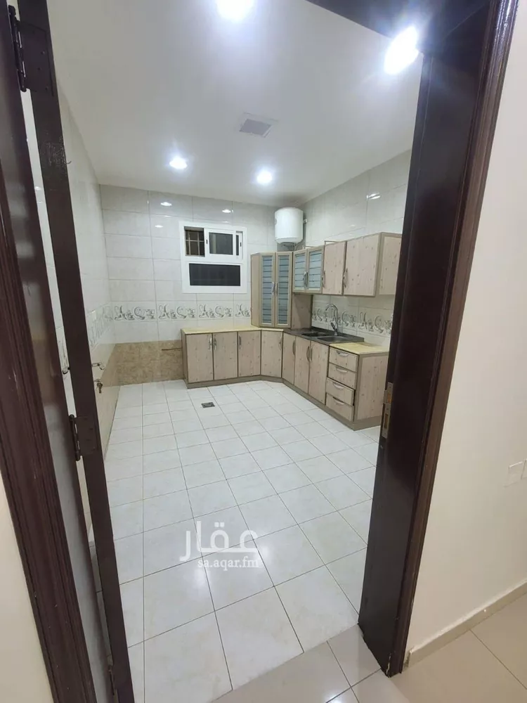 شقة للإيجار في شارع محمد بن أبي بكر القيم, حي المهدية, مدينة الرياض, منطقة الرياض صورة 4