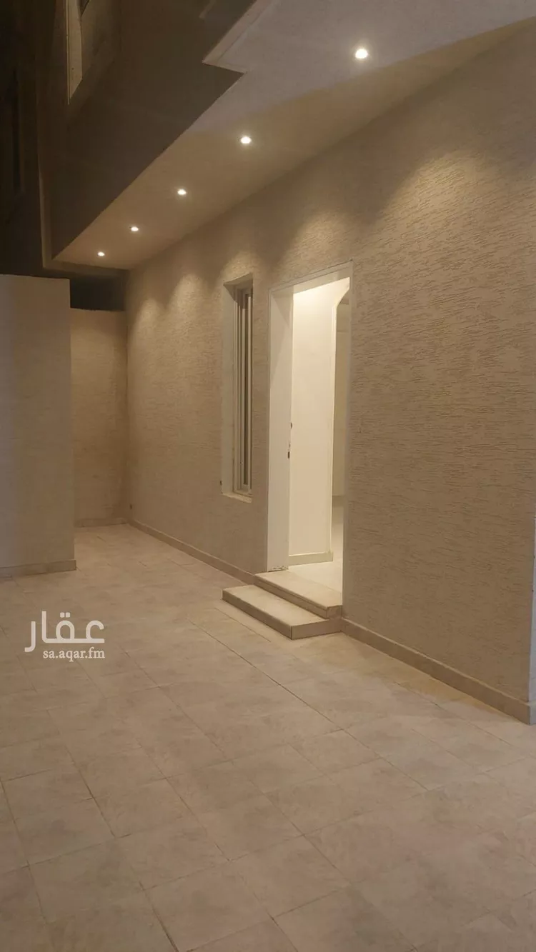 فيلا للإيجار في شارع إبراهيم بن المحب الطبري, حي بدر, مدينة الرياض, منطقة الرياض صورة 3