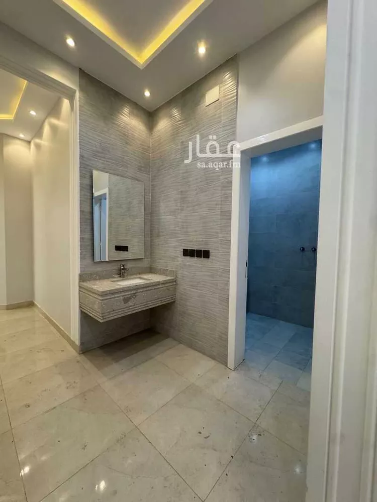 شقة للبيع في شارع شارع العاقولة, حي العقيق, مدينة أبها, منطقة عسير