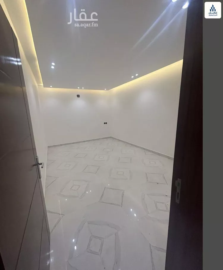 دور للبيع في شارع الأغلب بن عمرو, حي طيبة, مدينة الرياض, منطقة الرياض صورة 3