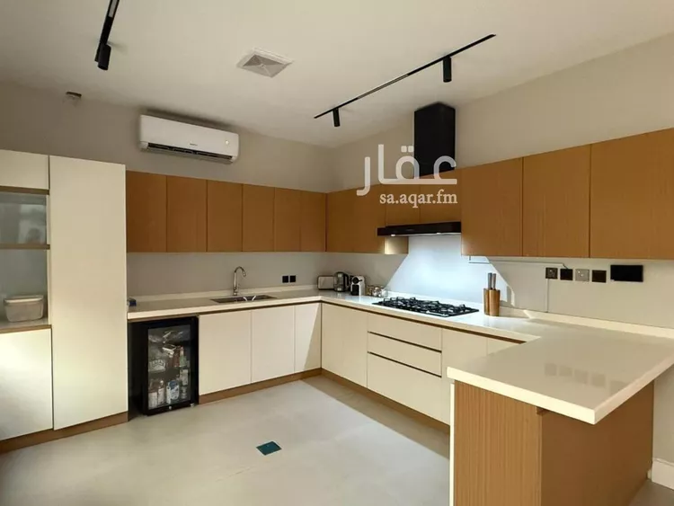 فيلا للإيجار في شارع يوسف السيرافي, حي العارض, مدينة الرياض, منطقة الرياض