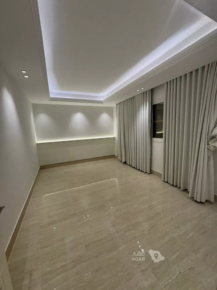 Apartment for Sale in Riyadh Al Malqa 7