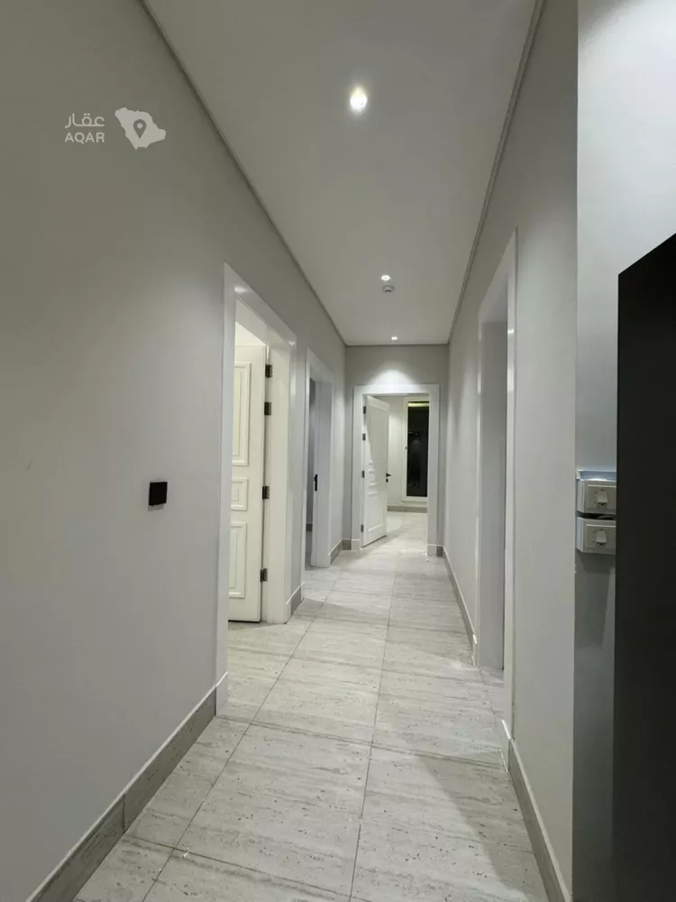 Apartment for Rent in Riyadh Al Malqa 9