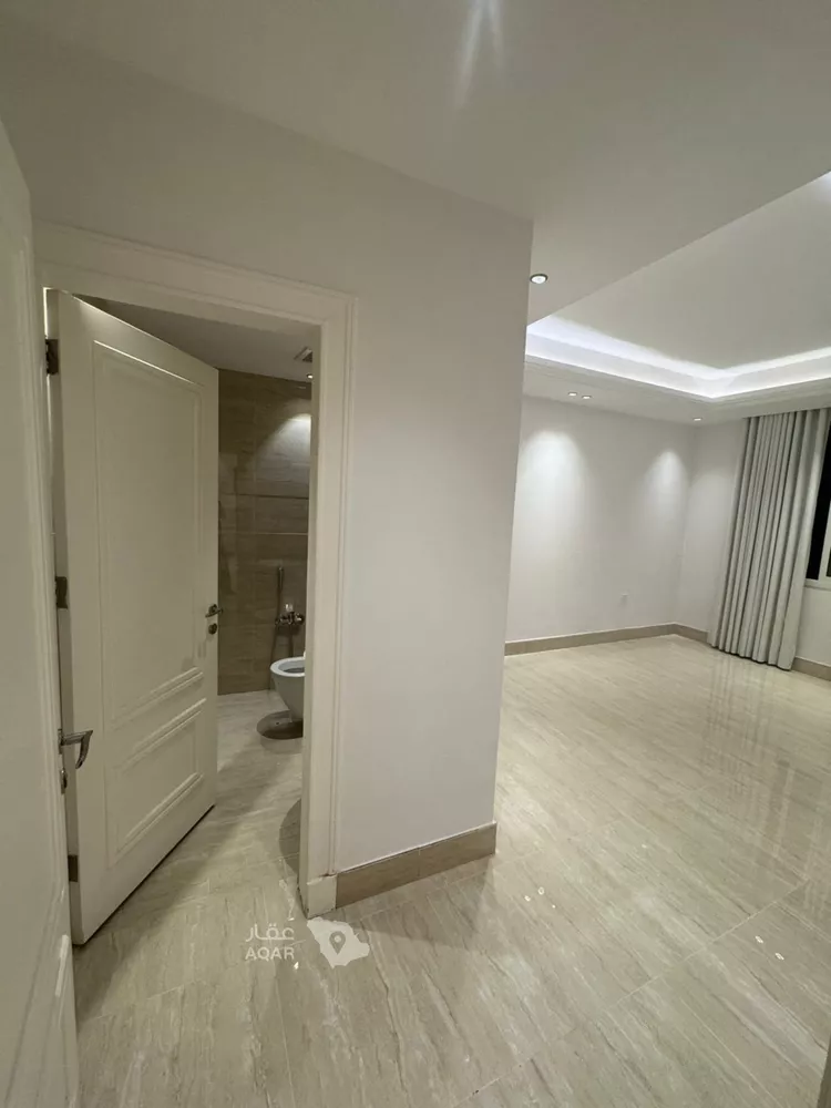 Apartment for Sale in Riyadh Al Malqa 9