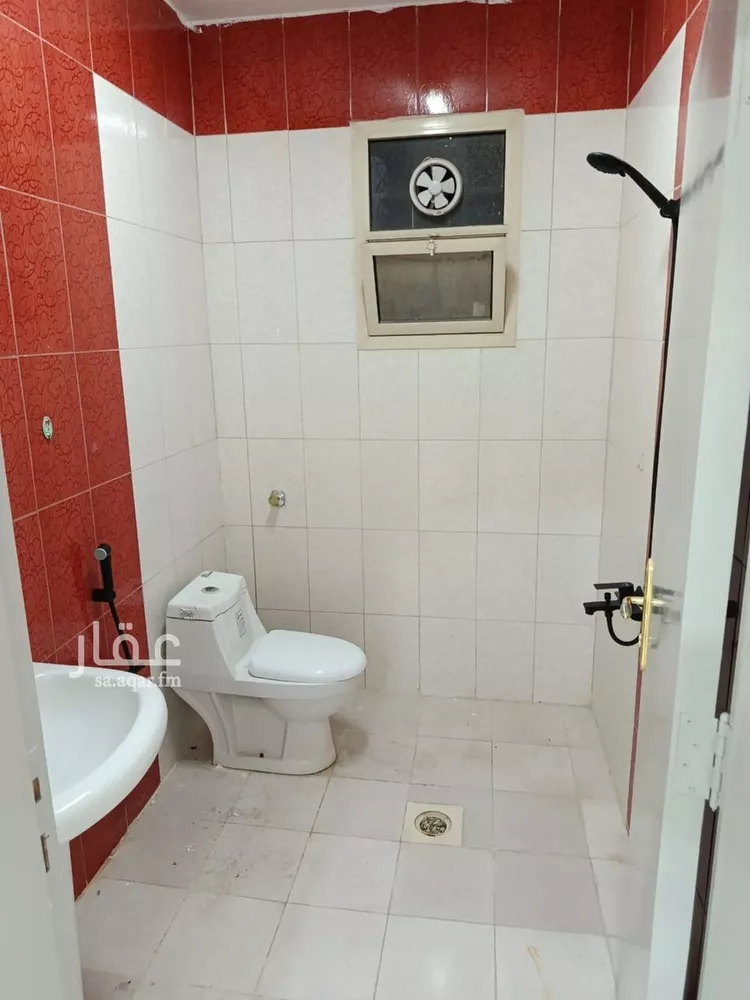 شقة للإيجار في شارع معاذ بن جبل, حي العزيزية, مدينة الرياض, منطقة الرياض صورة 4