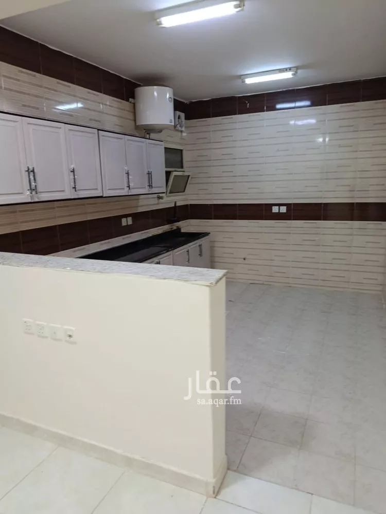 شقة للإيجار في شارع معاذ بن جبل, حي العزيزية, مدينة الرياض, منطقة الرياض 17