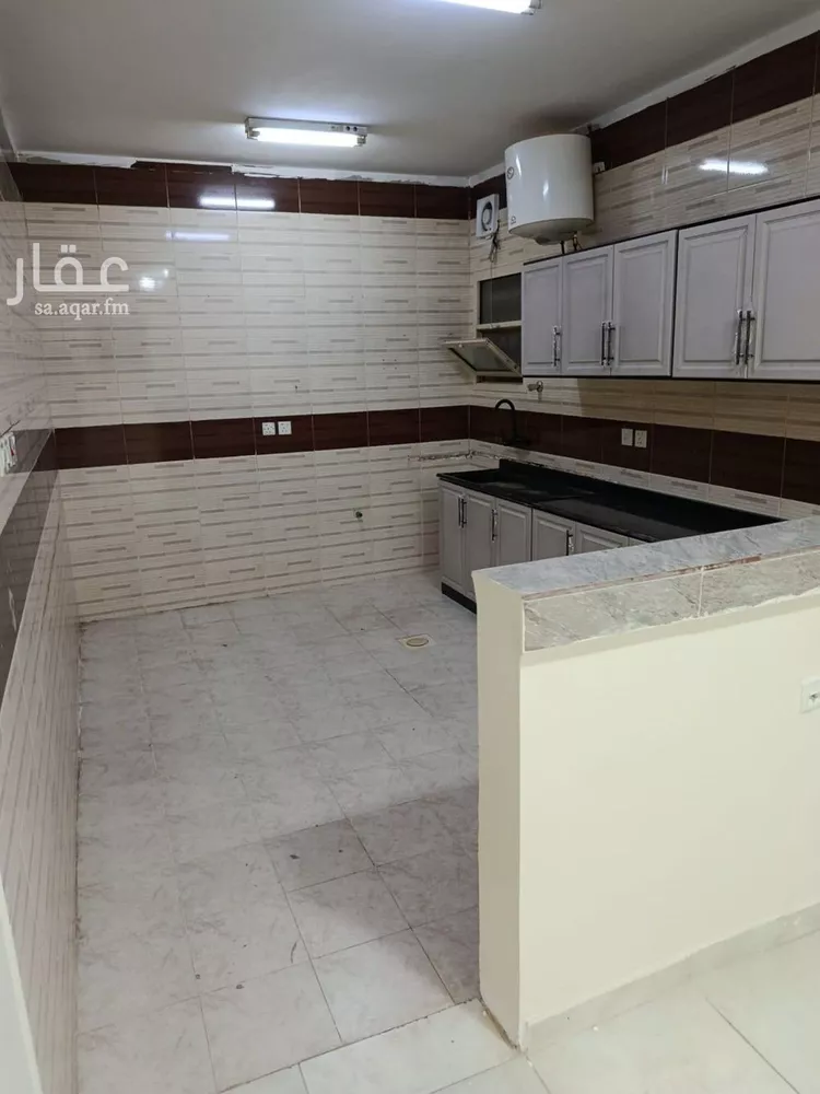شقة للإيجار في شارع معاذ بن جبل, حي العزيزية, مدينة الرياض, منطقة الرياض 18
