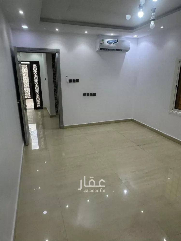 فيلا للإيجار في شارع رقم 71, حي ظهرة لبن, مدينة الرياض, منطقة الرياض صورة 5