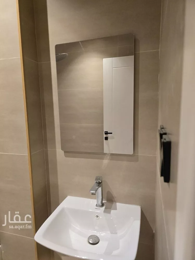 شقة للإيجار في شارع القريات, حي الندى, مدينة الرياض, منطقة الرياض 16