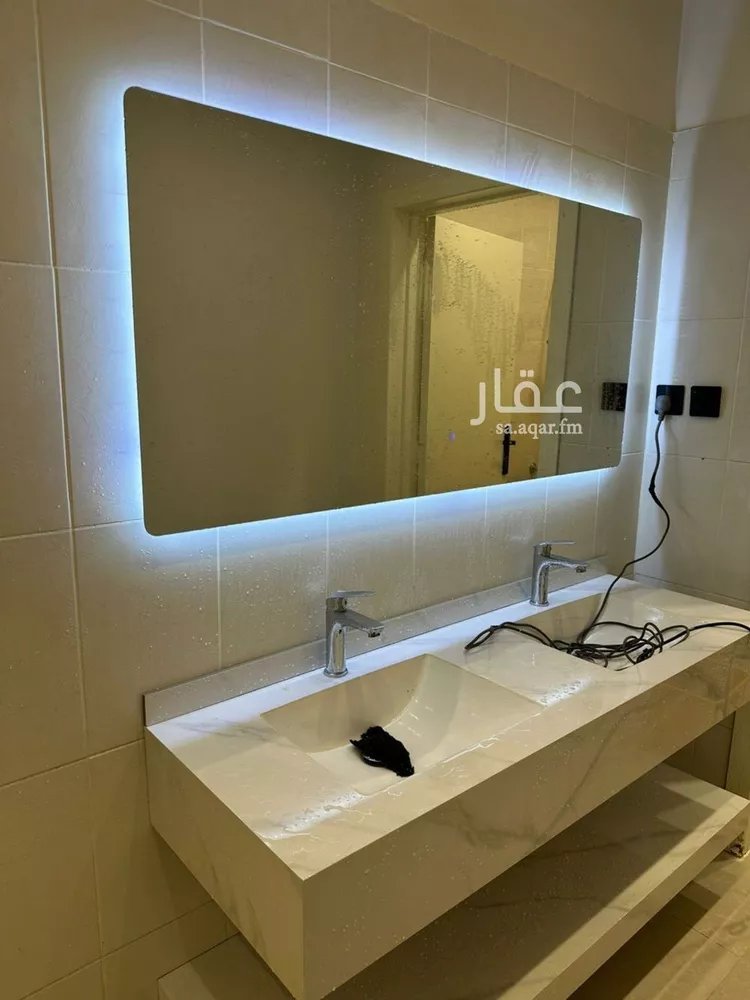 شقة للإيجار في شارع تبالة, حي ظهرة لبن, مدينة الرياض, منطقة الرياض