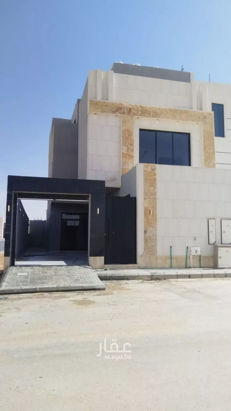 دور للبيع في شارع أحمد بن منيع البغوي, حي الرمال, مدينة الرياض, منطقة الرياض 13
