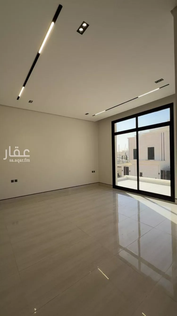 فيلا للبيع في شارع رقم 298, حي النظيم, مدينة الرياض, منطقة الرياض صورة 3