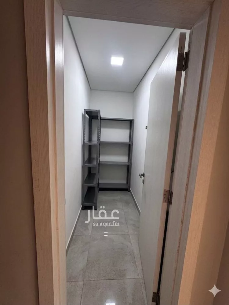 فيلا للإيجار في شارع رقم 298, حي النرجس, مدينة الرياض, منطقة الرياض صورة 3