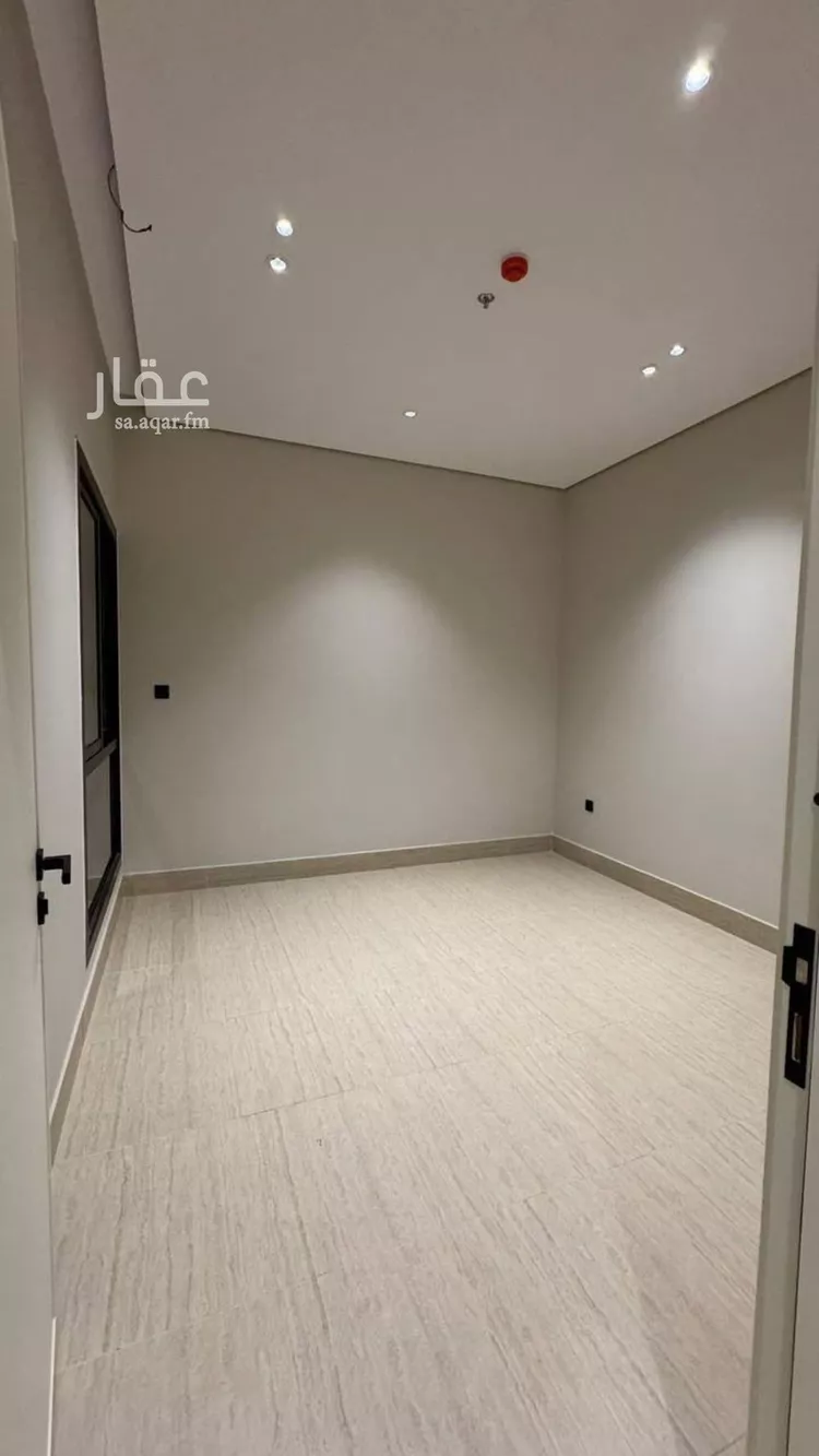 شقة للإيجار في شارع طبرجل, حي اليرموك, مدينة الرياض, منطقة الرياض صورة 4