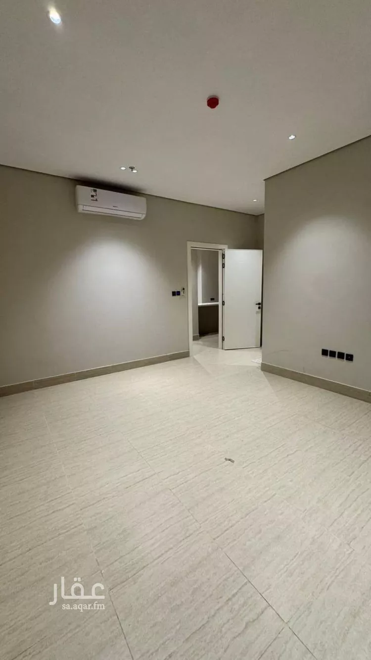 شقة للإيجار في شارع طبرجل, حي اليرموك, مدينة الرياض, منطقة الرياض 7