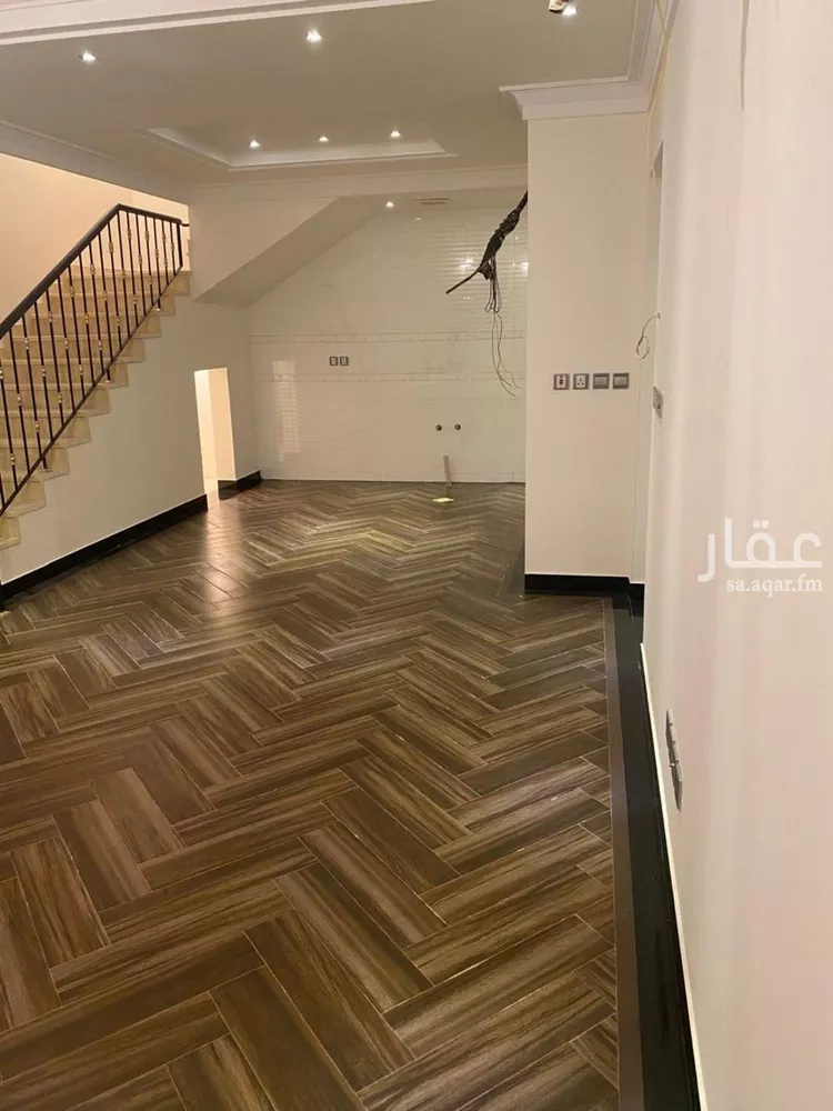 فيلا للإيجار في شارع رقم 71, حي ظهرة لبن, مدينة الرياض, منطقة الرياض صورة 2