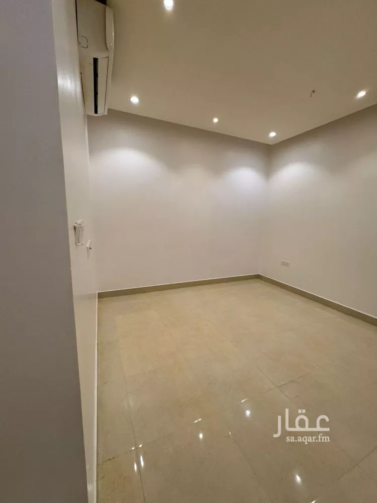 شقة للإيجار في شارع الحمر, حي العارض, مدينة الرياض, منطقة الرياض صورة 3