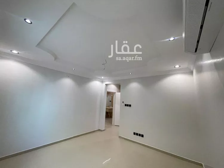 Floor for Rent in Riyadh Al Yasmin 1 صورة