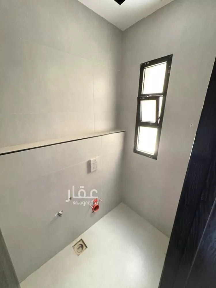 دور للبيع في شارع احمد بن عفيف, حي الجنادرية, مدينة الرياض, منطقة الرياض صورة 2