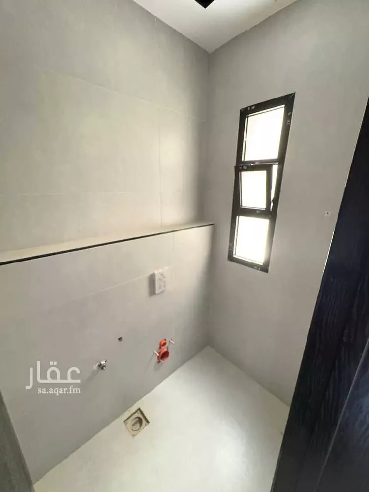 دور للبيع في شارع احمد بن عفيف, حي الجنادرية, مدينة الرياض, منطقة الرياض صورة 2
