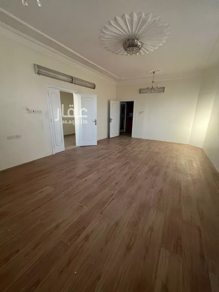 شقة للإيجار في شارع زيد بن خارجة, حي شبرا, مدينة الرياض, منطقة الرياض صورة 4