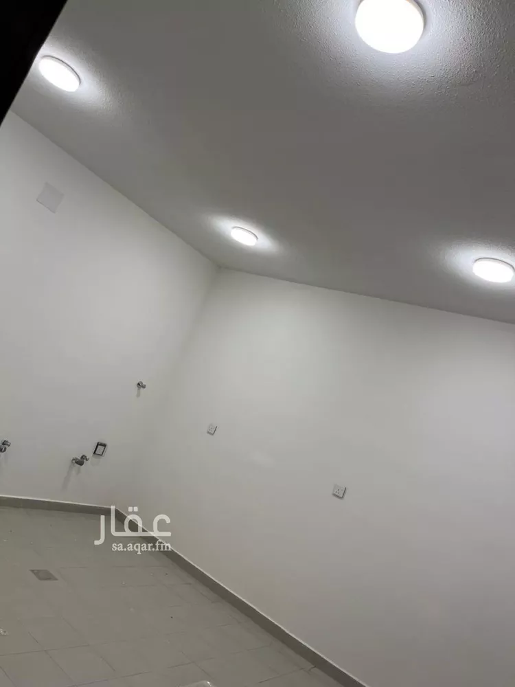 فيلا للإيجار في شارع ابراهيم بن غنيم, حي نمار, مدينة الرياض, منطقة الرياض صورة 5