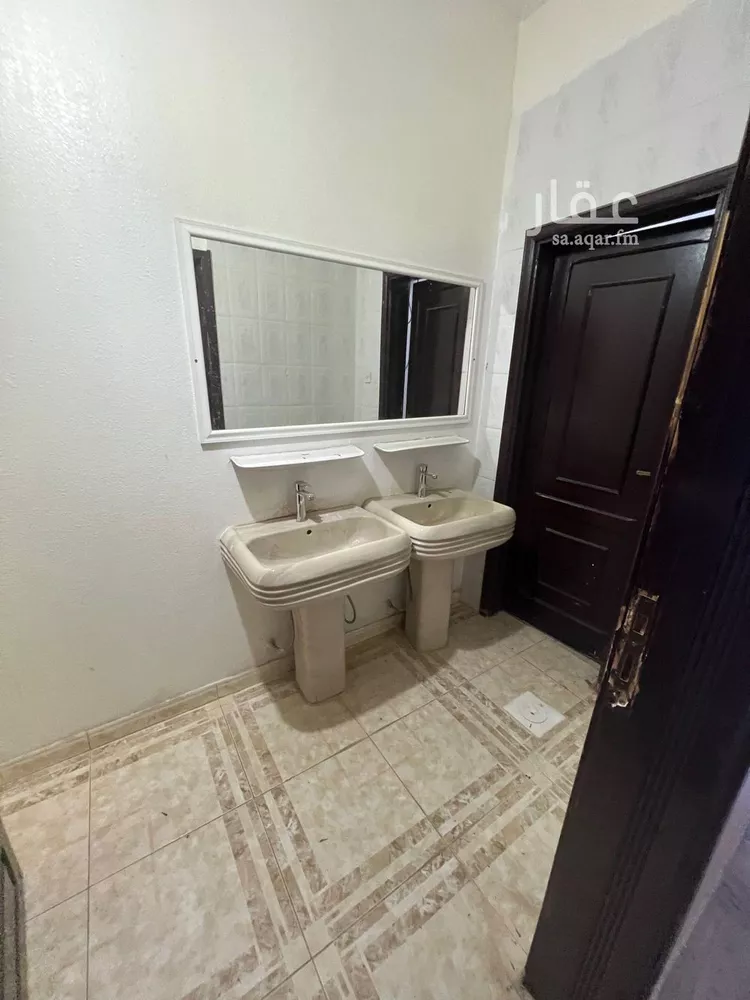 شقة للإيجار في شارع أبي البركات الجمال, حي العريجاء الأوسط, مدينة الرياض, منطقة الرياض صورة 4