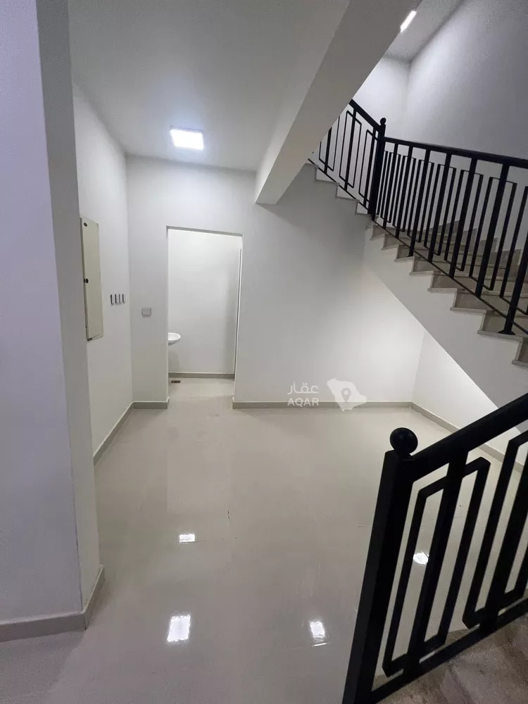 فيلا للإيجار في شارع نمار, حي نمار, مدينة الرياض, منطقة الرياض 3