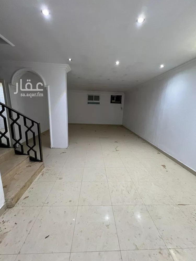 فيلا للإيجار في شارع البادرية, حي السويدي الغربي, مدينة الرياض, منطقة الرياض صورة 5