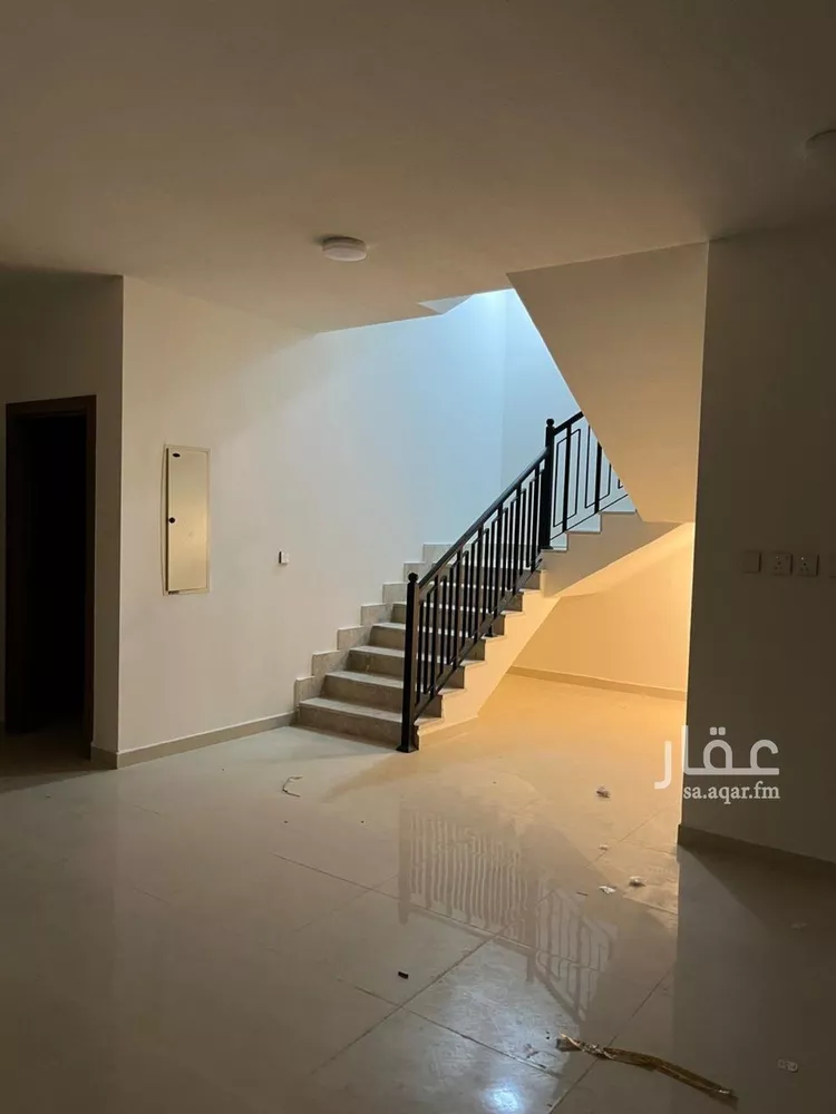 فيلا للإيجار في شارع ابراهيم بن غنيم, حي نمار, مدينة الرياض, منطقة الرياض صورة 3