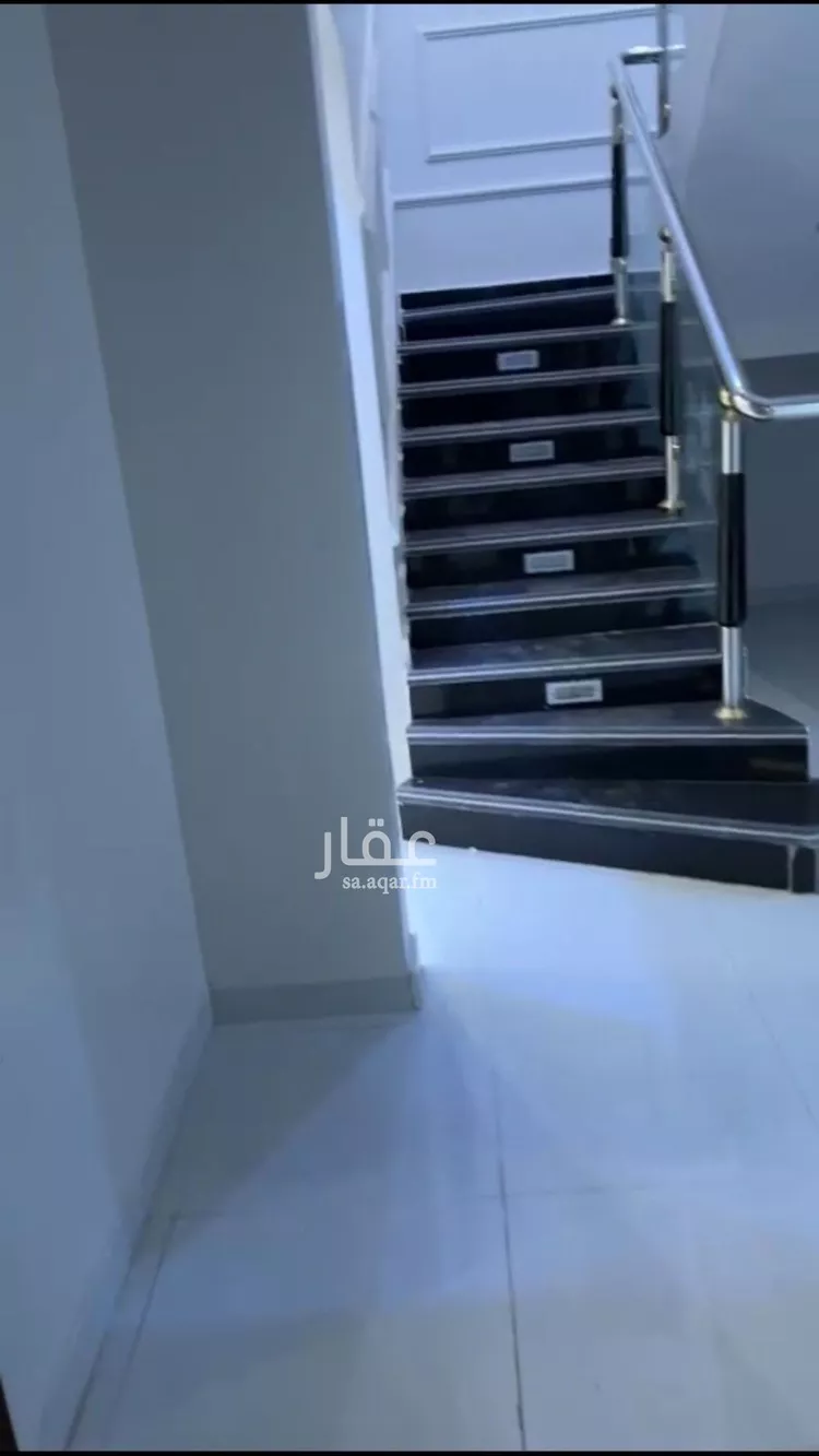 فيلا للإيجار في شارع النعمان بن بشير, حي الحزم, مدينة الرياض, منطقة الرياض صورة 3