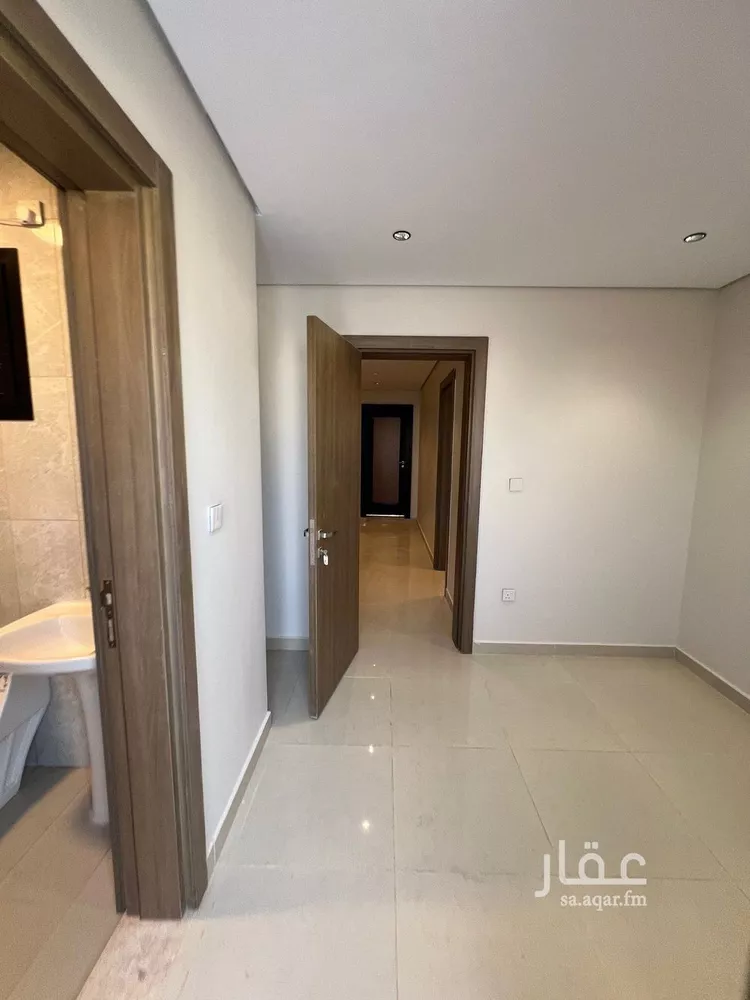 فيلا للإيجار في شارع المشتل, حي نمار, مدينة الرياض, منطقة الرياض صورة 2