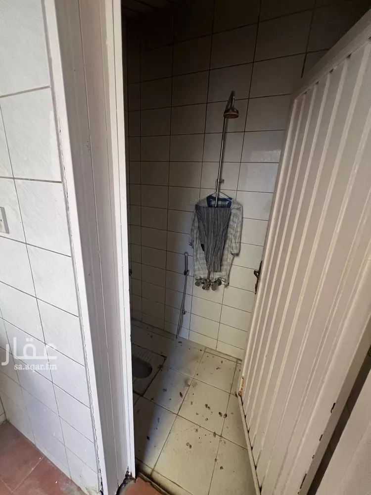 دور للإيجار في شارع زيد بن خارجة, حي شبرا, مدينة الرياض, منطقة الرياض صورة 3