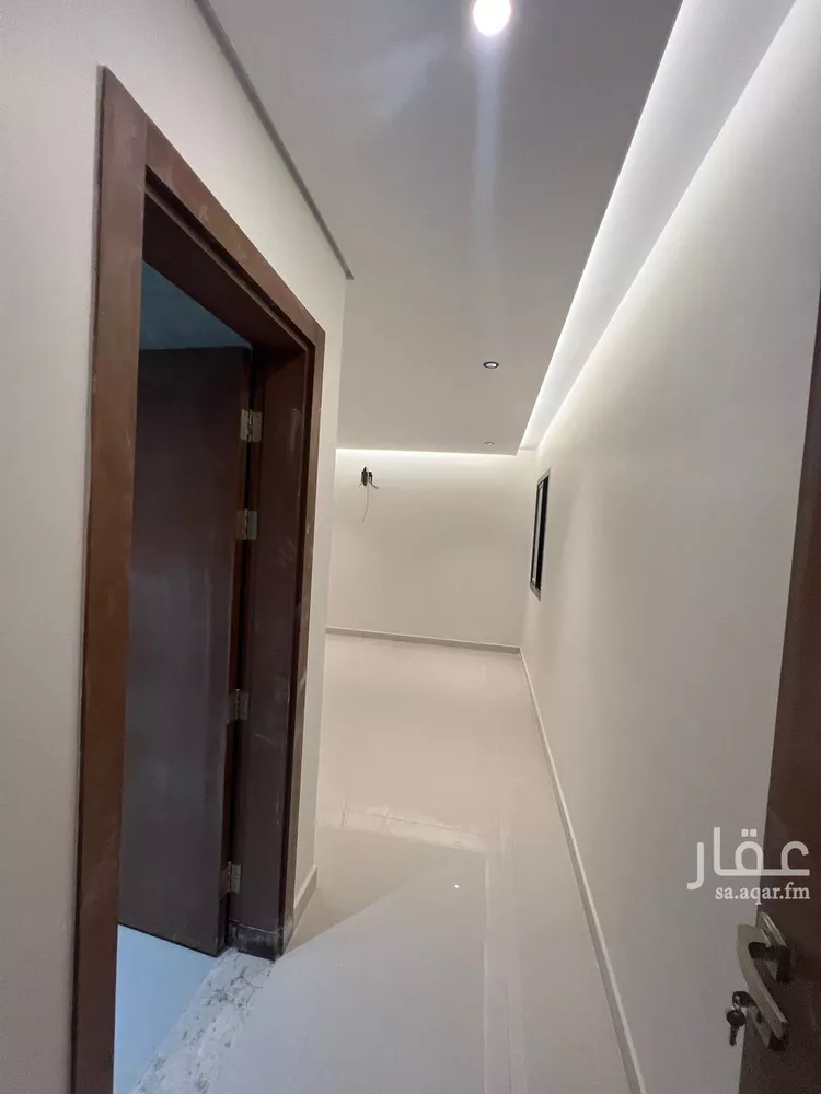 فيلا للإيجار في شارع المطري, حي نمار, مدينة الرياض, منطقة الرياض 18