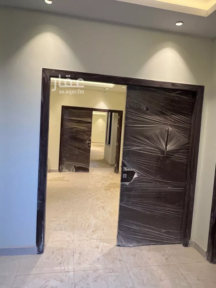 Villa for Rent in Riyadh Al Janadriyah 24