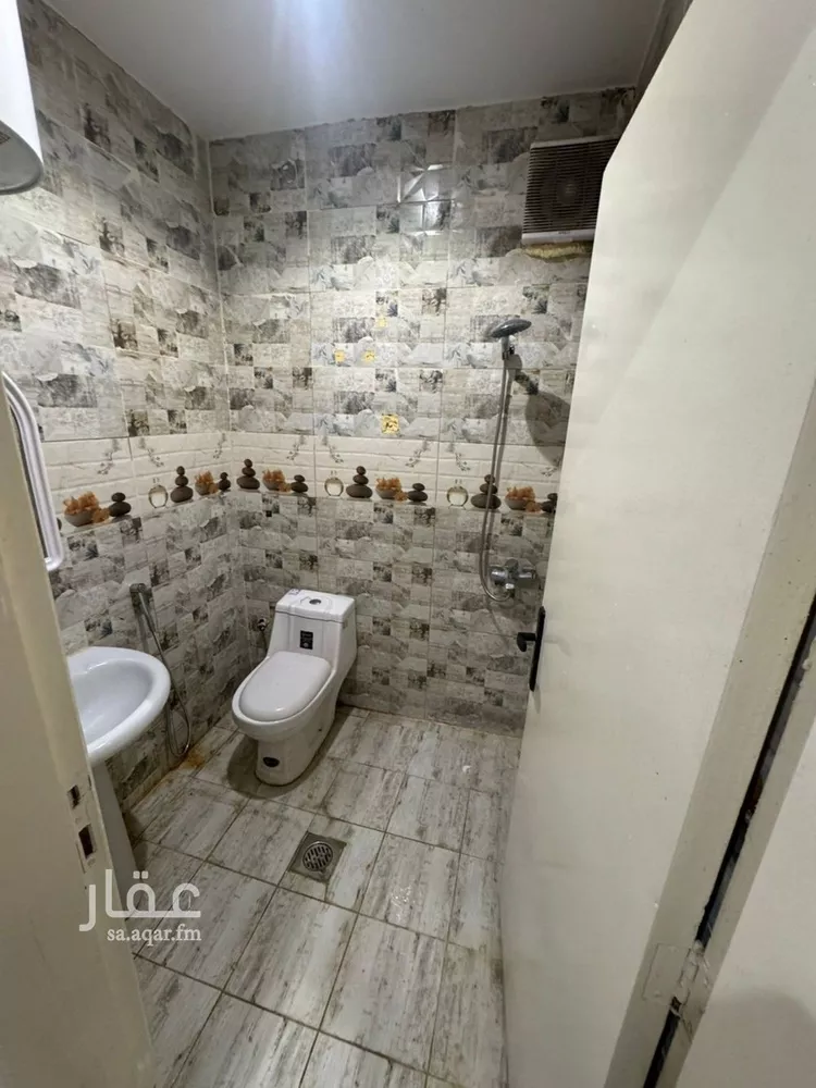 شقة للإيجار في شارع القطيم, حي إشبيلية, مدينة الرياض, منطقة الرياض صورة 3