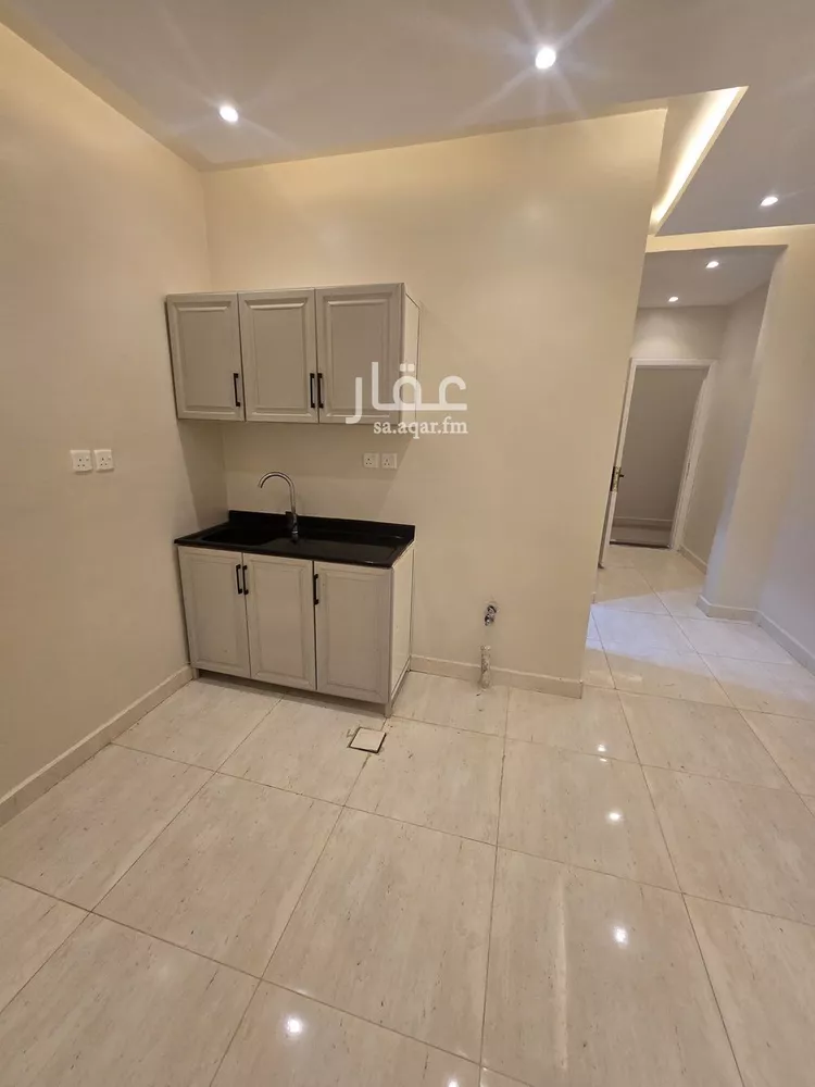 شقة للإيجار في شارع بعلبك, حي غرناطة, مدينة الرياض, منطقة الرياض صورة 2
