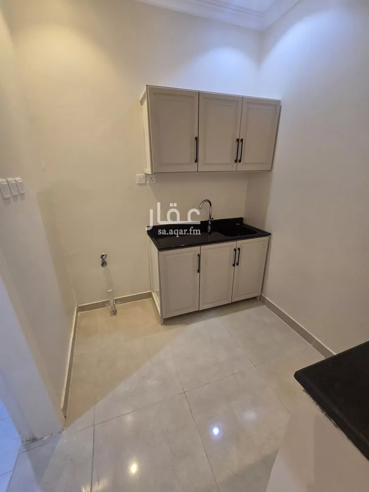 شقة للإيجار في شارع إسماعيل بن مبارك, حي الإزدهار, مدينة الرياض, منطقة الرياض