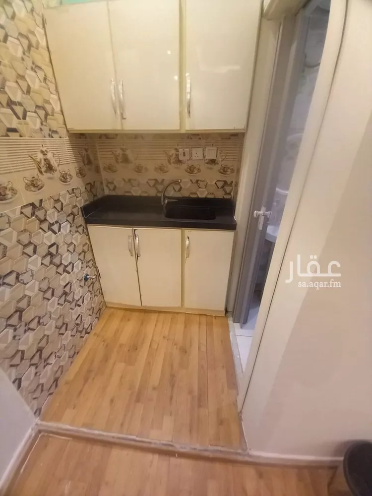 شقة للإيجار في شارع القطيم, حي إشبيلية, مدينة الرياض, منطقة الرياض صورة 2