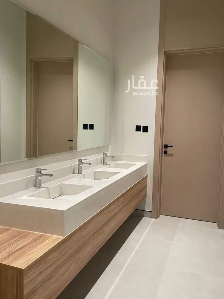 فيلا للبيع في شارع العروبه, حي الشعلة, مدينة الدمام, المنطقة الشرقية صورة 4