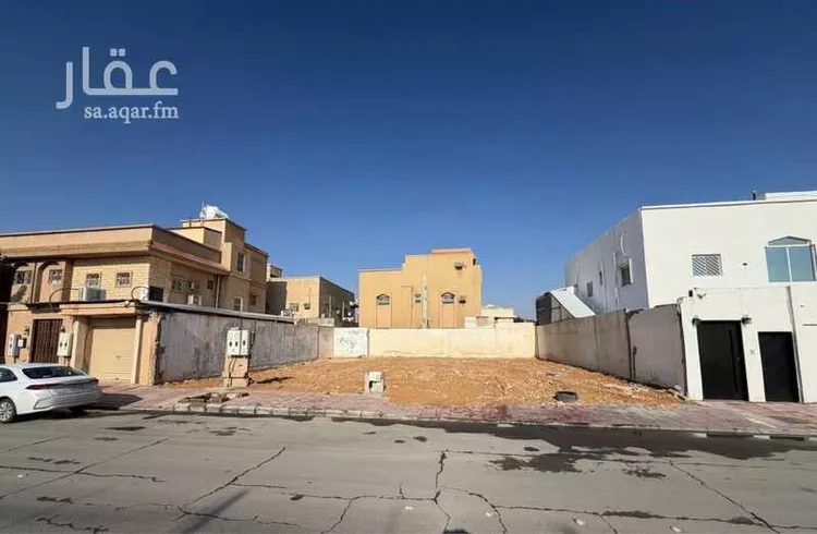 أرض للبيع في شارع عواد, حي الخالدية, مدينة الدرعية, منطقة الرياض صورة 2